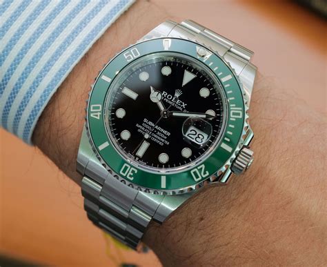 rolex submariner 2020 green|rolex new submariner 2020.